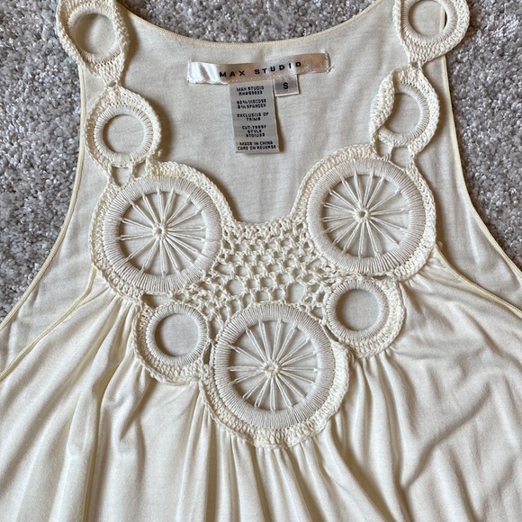 Y2K Max Studio crochet cut out swing tank tunic. S - Picture 7 of 9